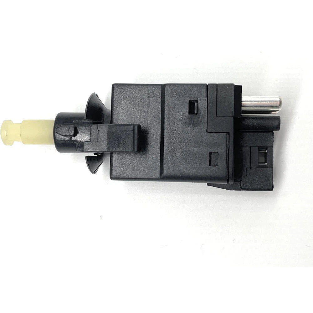Stop Light Brake Switch 0015450109 for Mercedes-Benz CL500 CLK320 E300 E420 190E