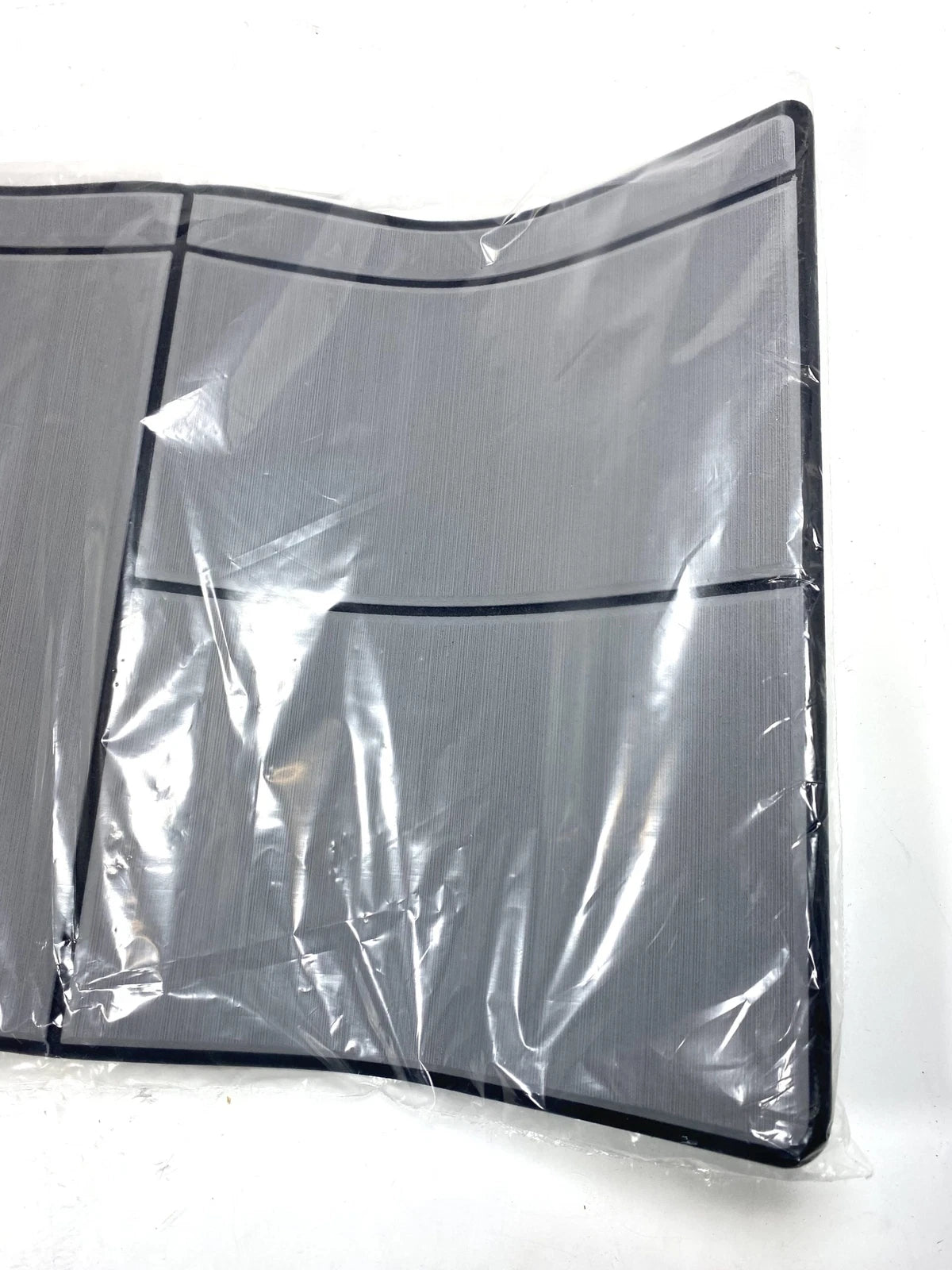 SeaDek Boat Mat 45659-80066-10 for (25.5'' x 14.5'', Grey/Black)