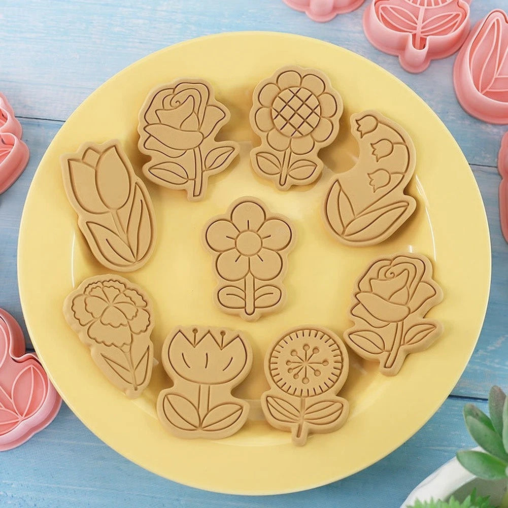 8 Piece Flower Cookie Cutters for Baking (PP)