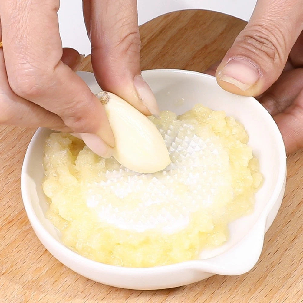 Porcelain Grater Plate 10cm for Grating Spices and Vegetables