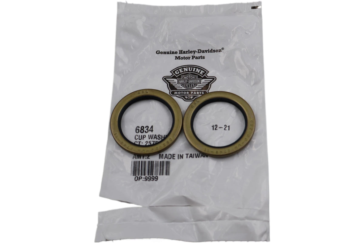 Set of 2 Swingarm Pivot Seals for Harley-Davidson VRSC V-Rod (2002–2004)