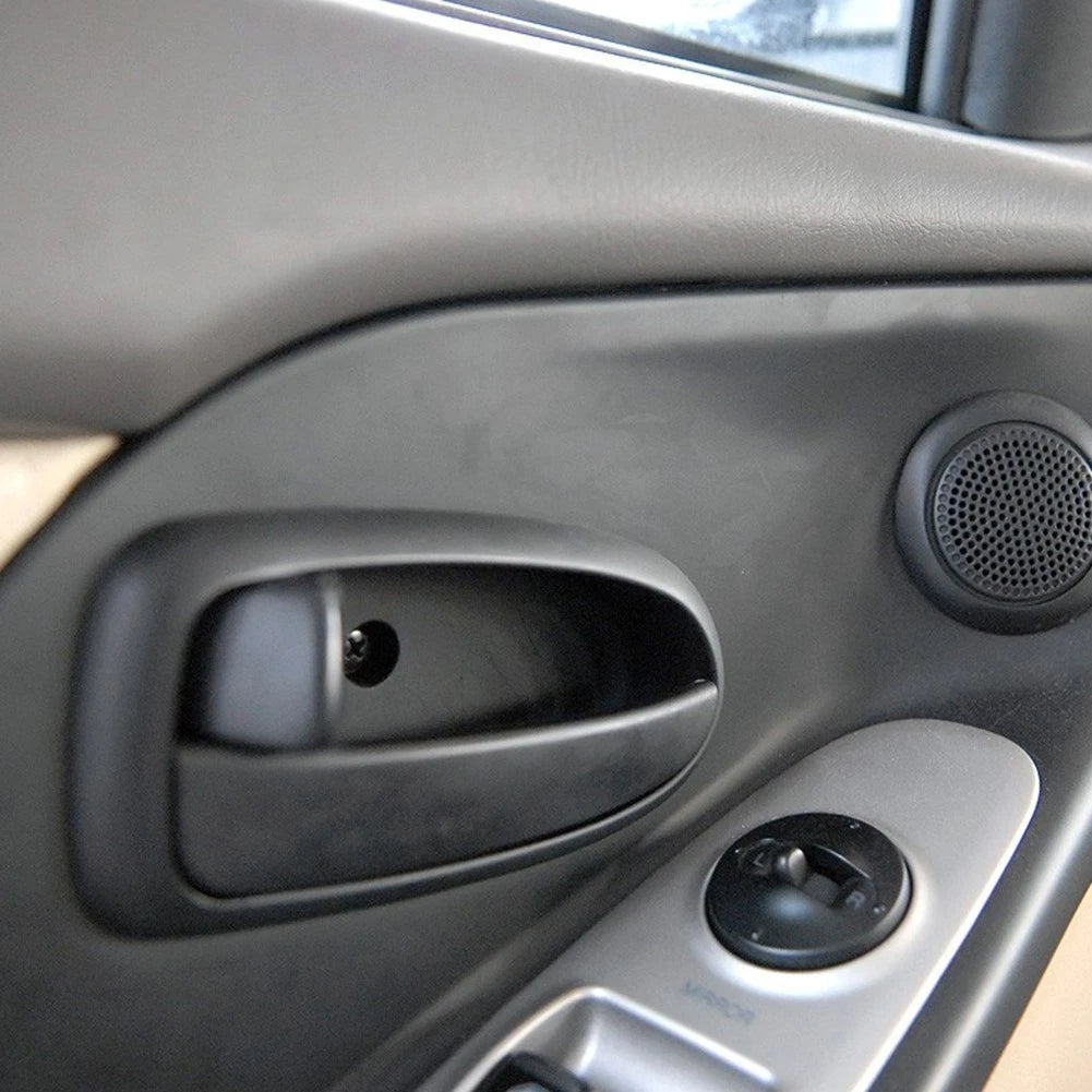 Car Trim Door Handle for (2001–2006)
