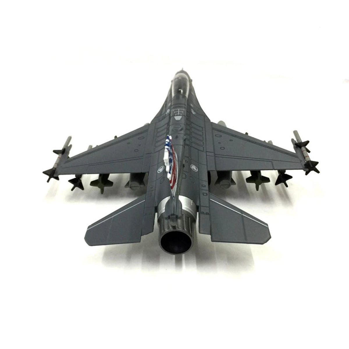 F-16D Fighting Falcon Model for Singapore Air Force (1/72 Scale)