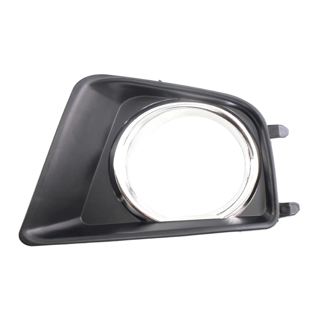 Right Fog Light Trim Bezel with Chrome Ring for Toyota Tacoma (2012–2015)