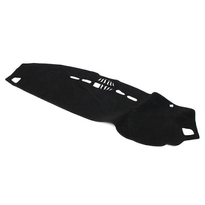 Dash Mat for Land Rover LR3 Range Rover Sport (2005–2016)