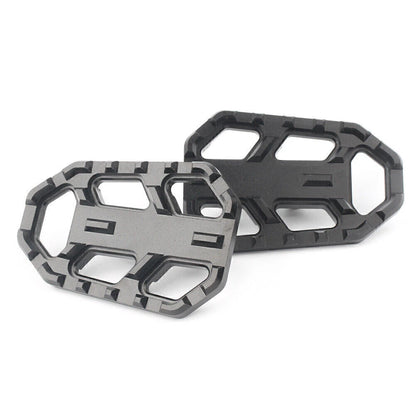 Black Wide Foot Pegs for Kawasaki Versys-X300 (2017–2018), Versys 650, 1000