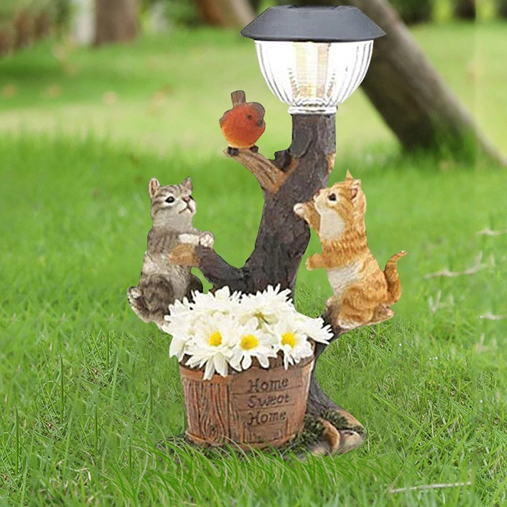 Resin Cat Sculpture Solar Light for Garden Decor