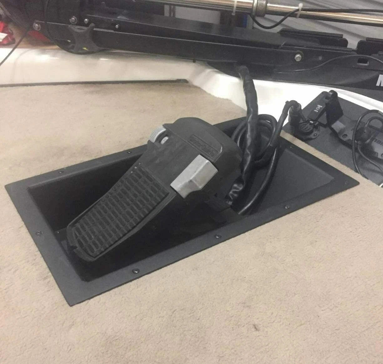 100RTMP Trolling Motor Pedal Tray for Minn Kota (Aluminum Alloy)