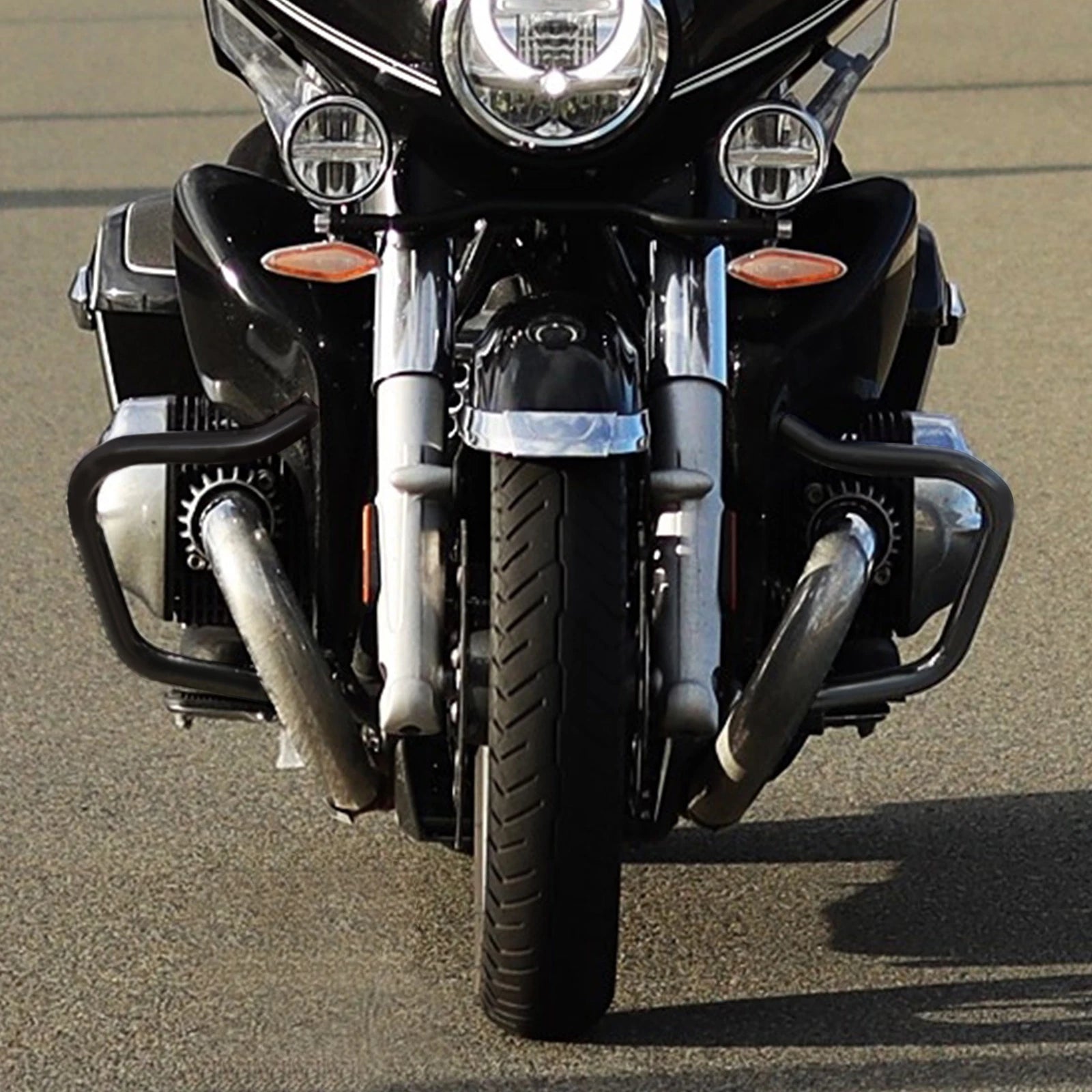 Engine Guard Crash Bar for BMW R18 (2020–2024)