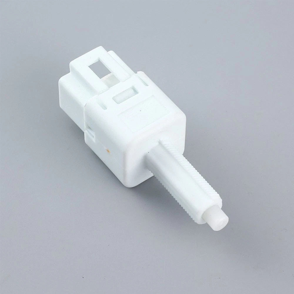 Brake Light Switch 25320-3JA0A for Nissan (2013–2019)