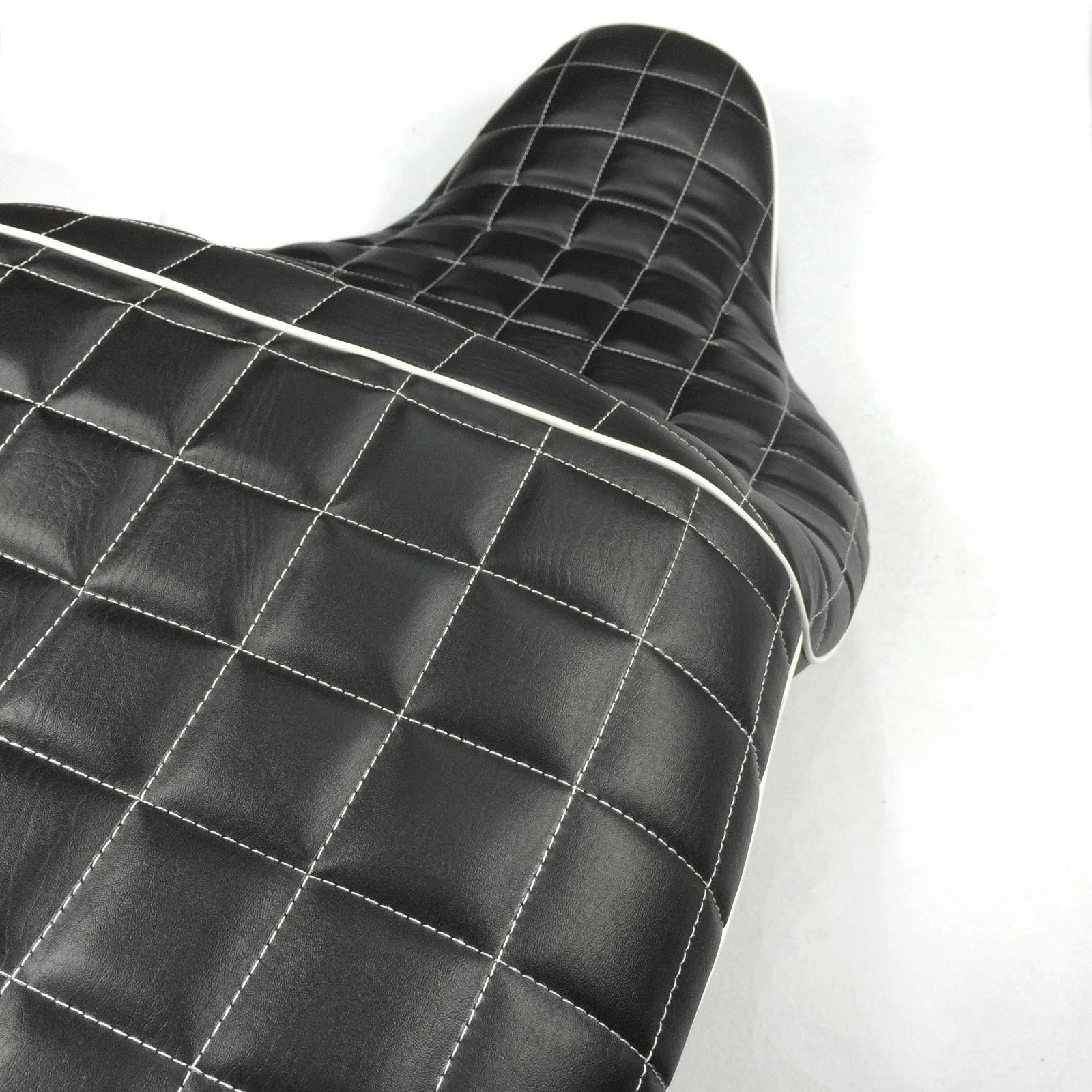 2X Driver Passenger Seat for Harley FLHT Electra Glide (2007–2015)