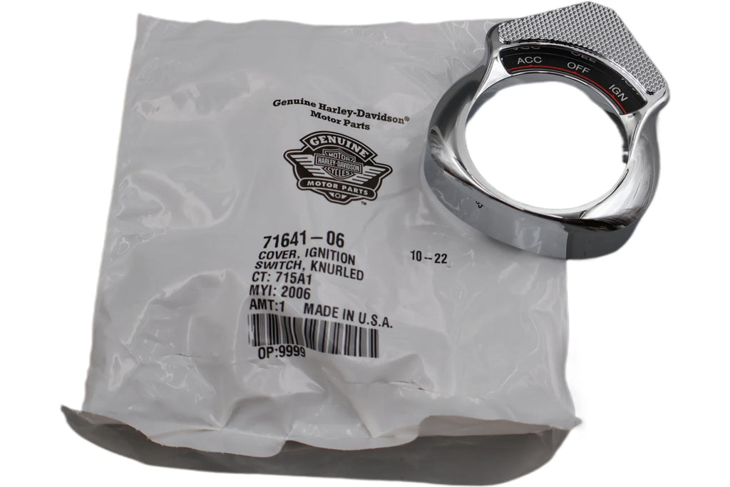 Ignition Switch Cover for Harley-Davidson VRSCSE2 V-Rod (2006) 71641-06