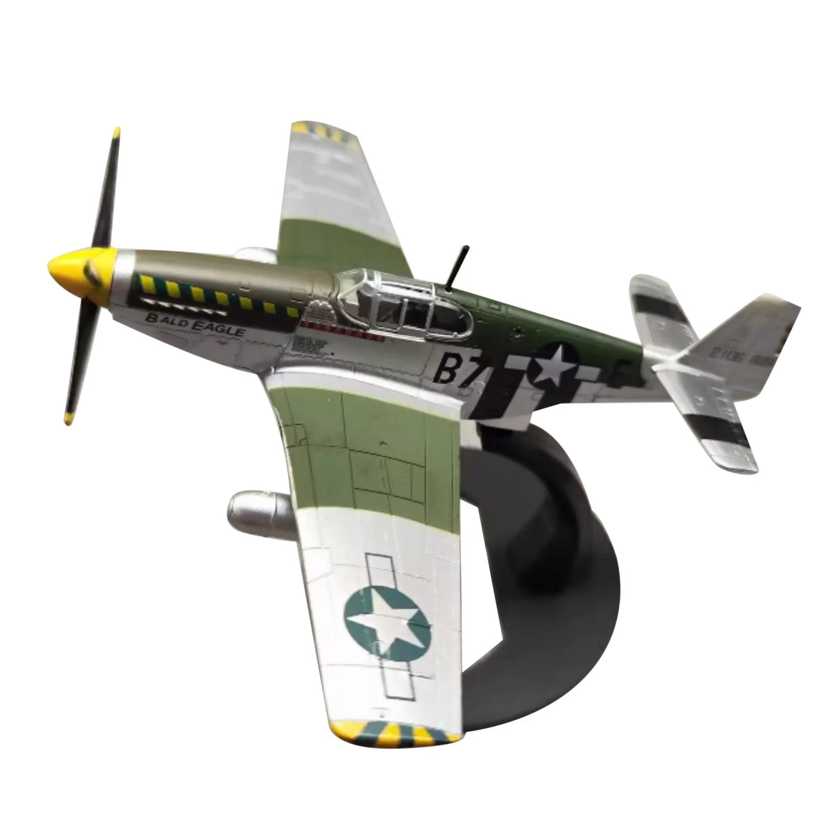 P-51B Mustang Fighter Model 1/72 Diecast with Stand (WWII)