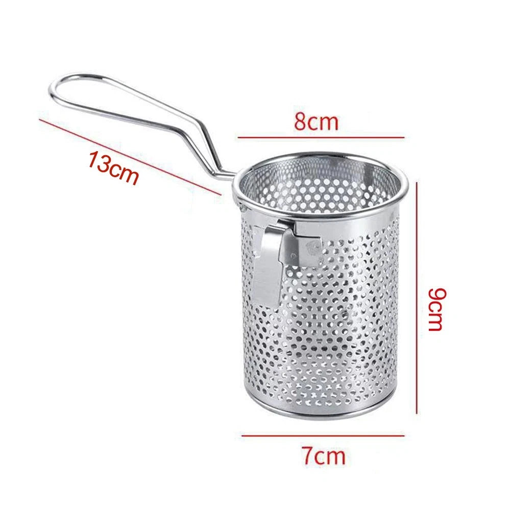 Stainless Steel Mesh Strainer for Cooking and Straining Tasks
