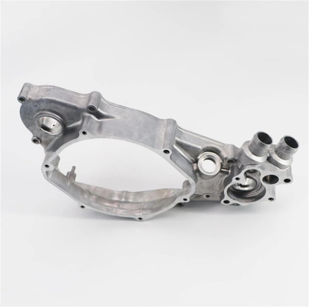 Right Engine Crankcase 11340-MAC-670 for Honda CR500R CR500 (1994–2001)
