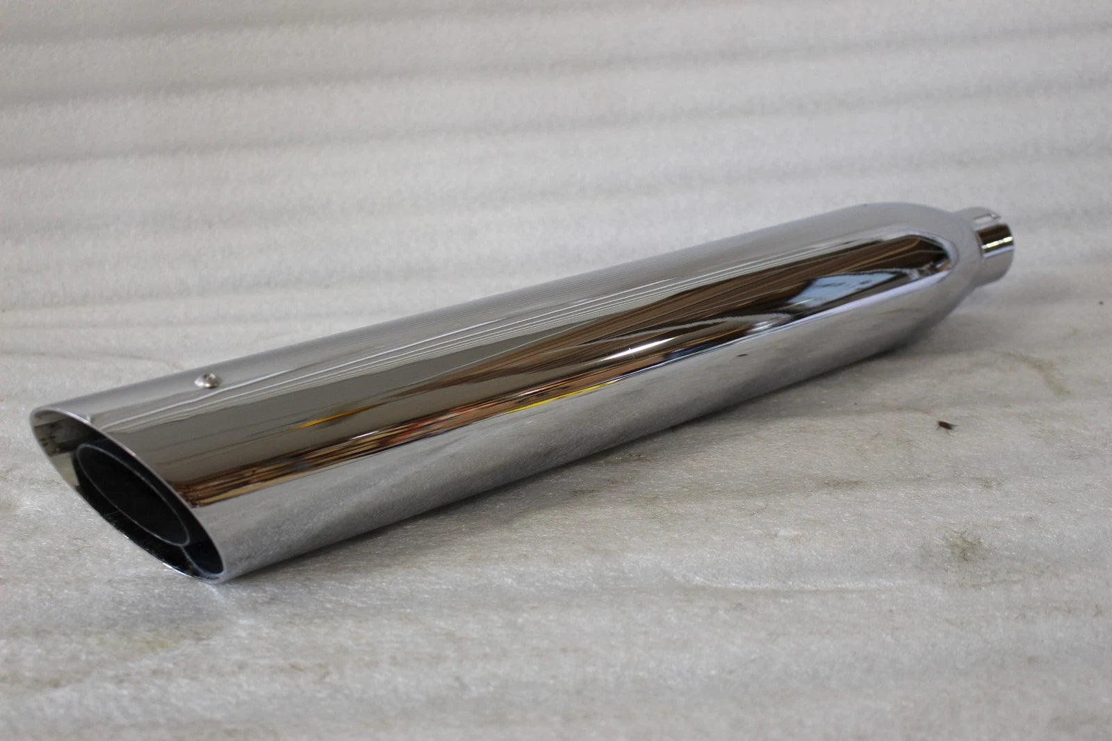 OEM Rear Muffler Slash Cut for Harley-Davidson Softail FLSTF FXSTD (2007)