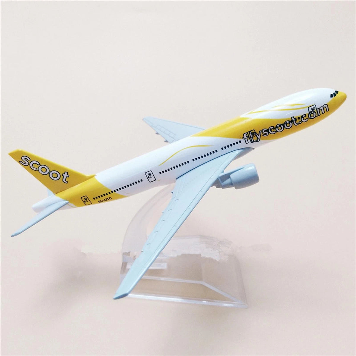 1/400 Alloy Aircraft Model for Singapore Airlines B777