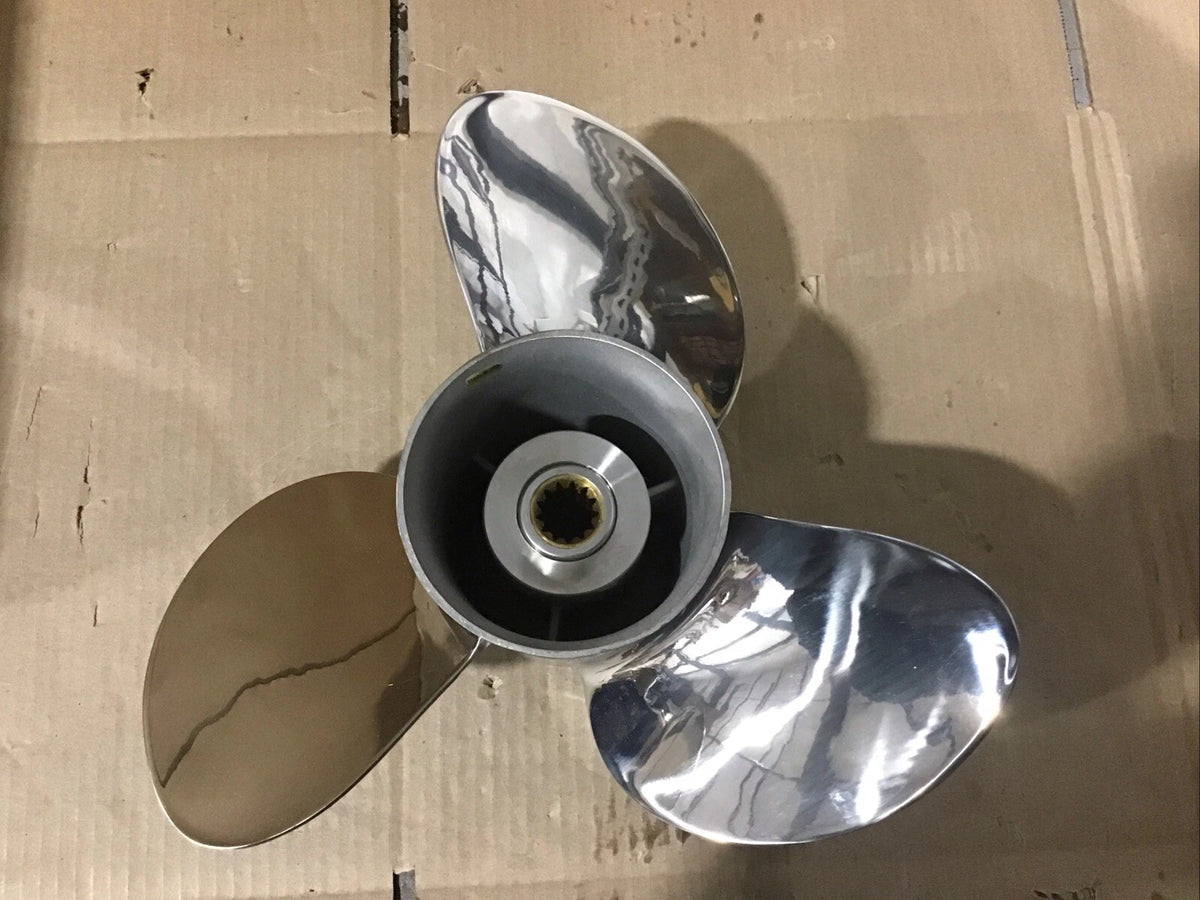 Solas Saturn 3 Blade Propeller 13.25x17P 2431-133-17 for Marine (Used)