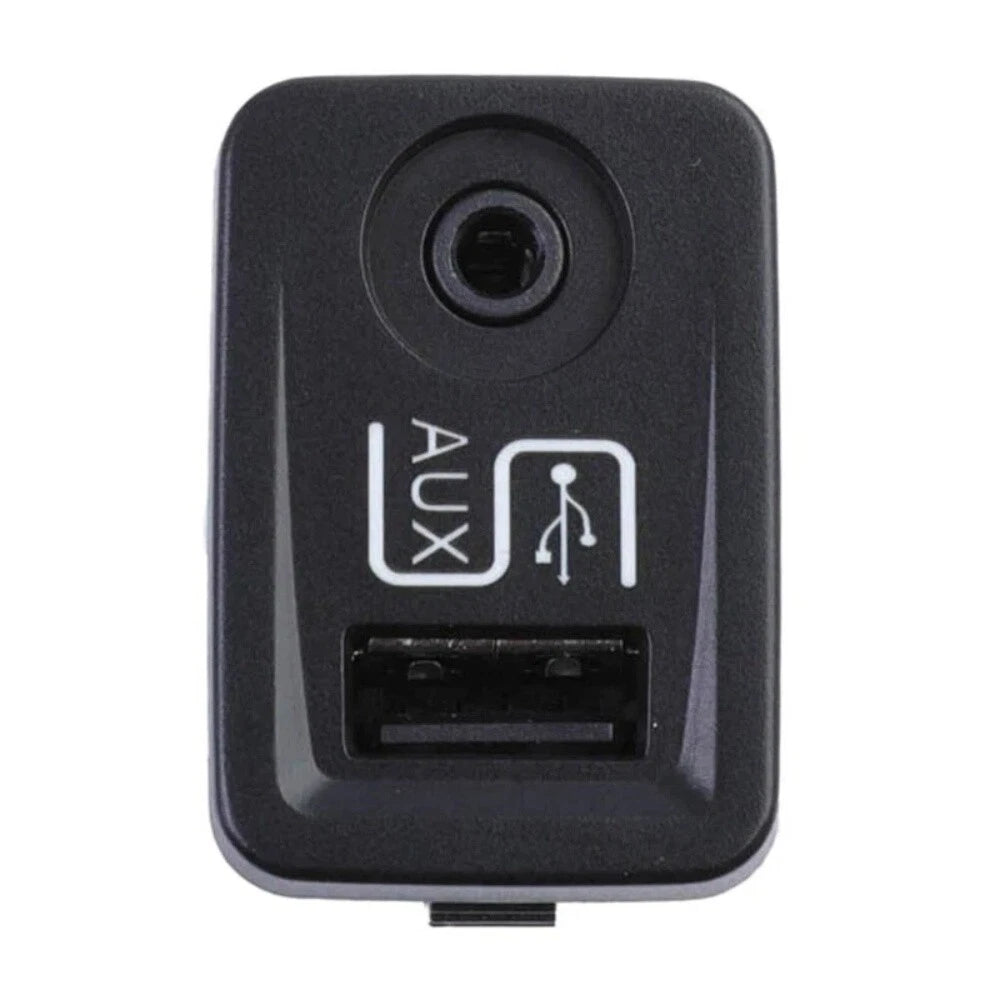 USB Port Socket Adapter 1SJ82-JXWAA for Fiat 500 (2012–2014)