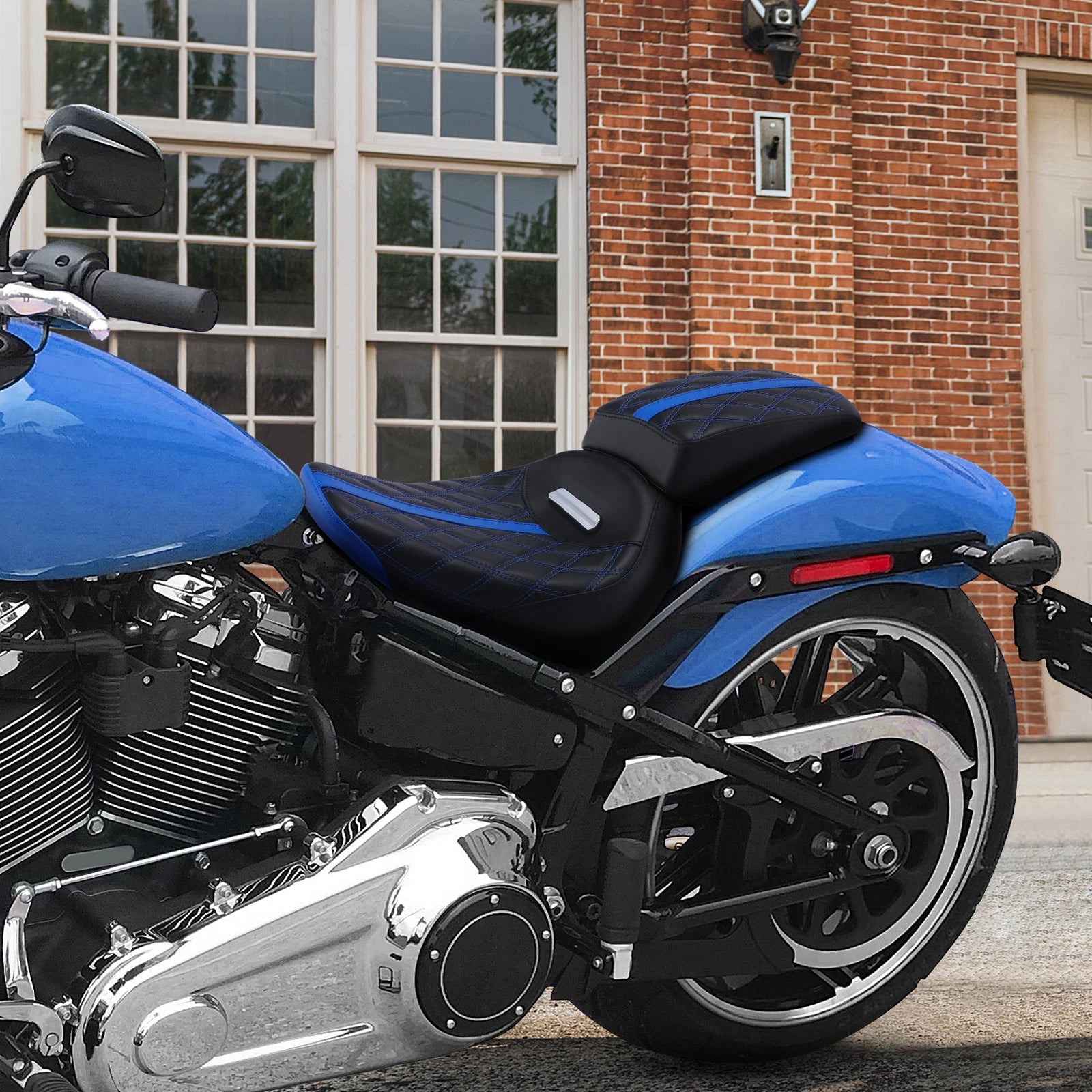 Driver & Passenger Seat for Harley Breakout FXBR FXBRS (2018–2023)
