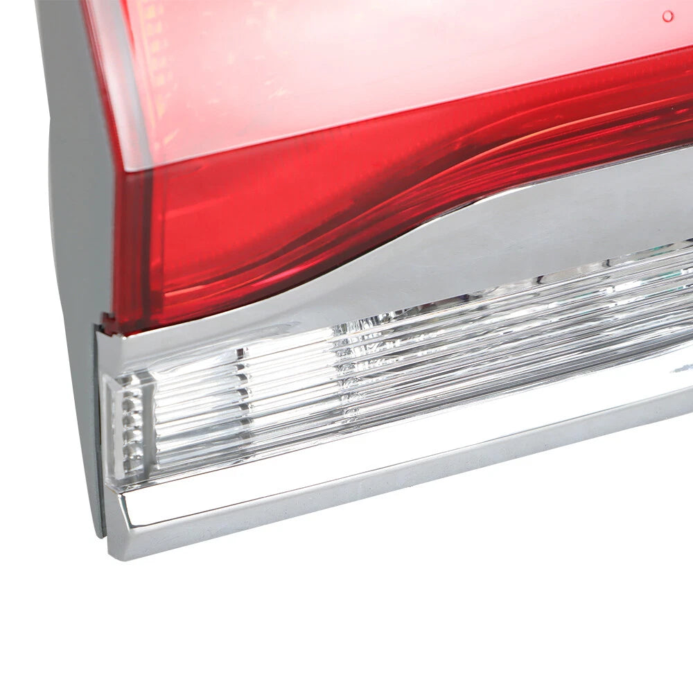 Driver Side Halogen Red Brake Tail Light for Jeep Grand Cherokee (2014–2020)