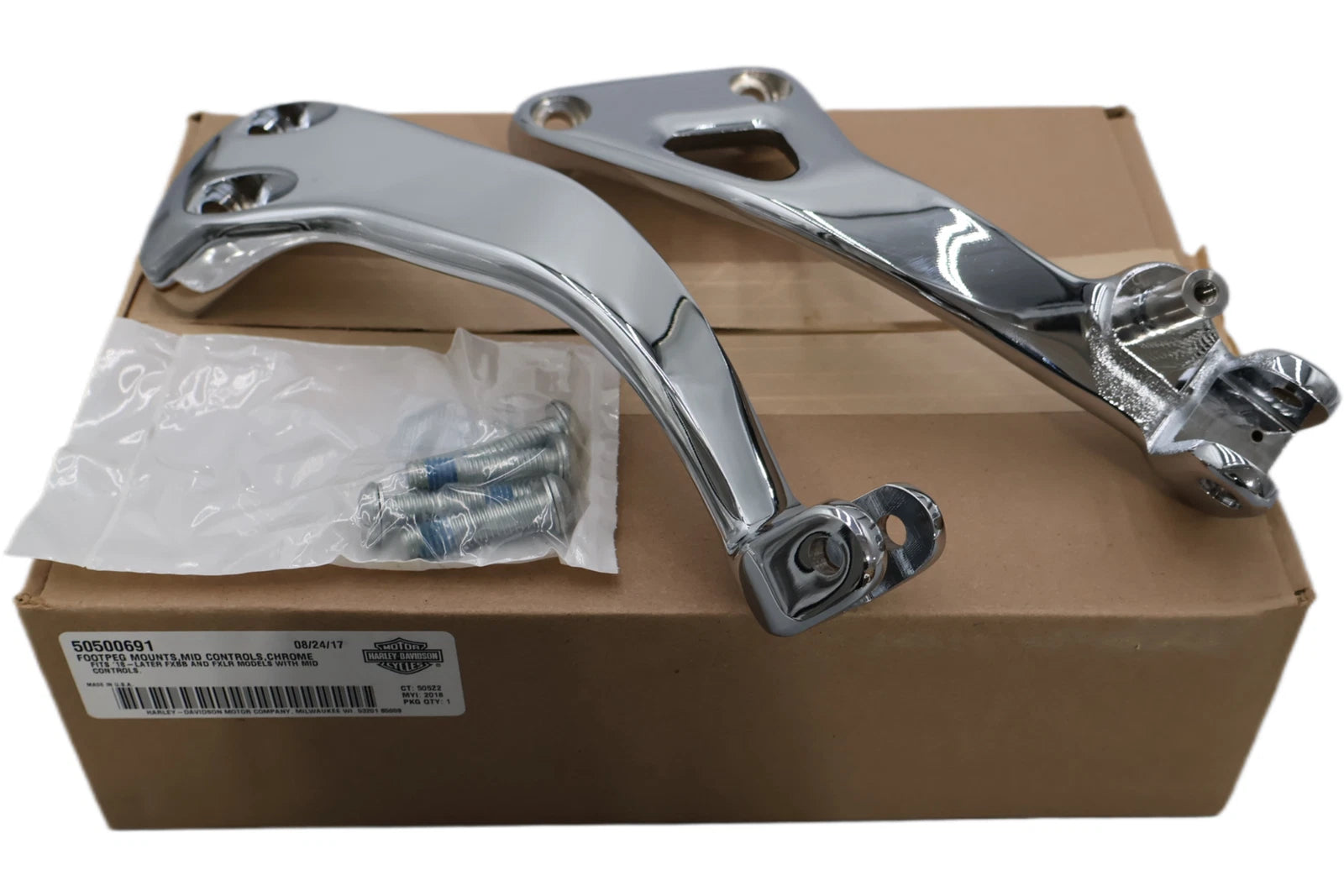 OEM Mid Control Footpeg Mounts for Harley-Davidson FXBB FXLR (2018–2025)