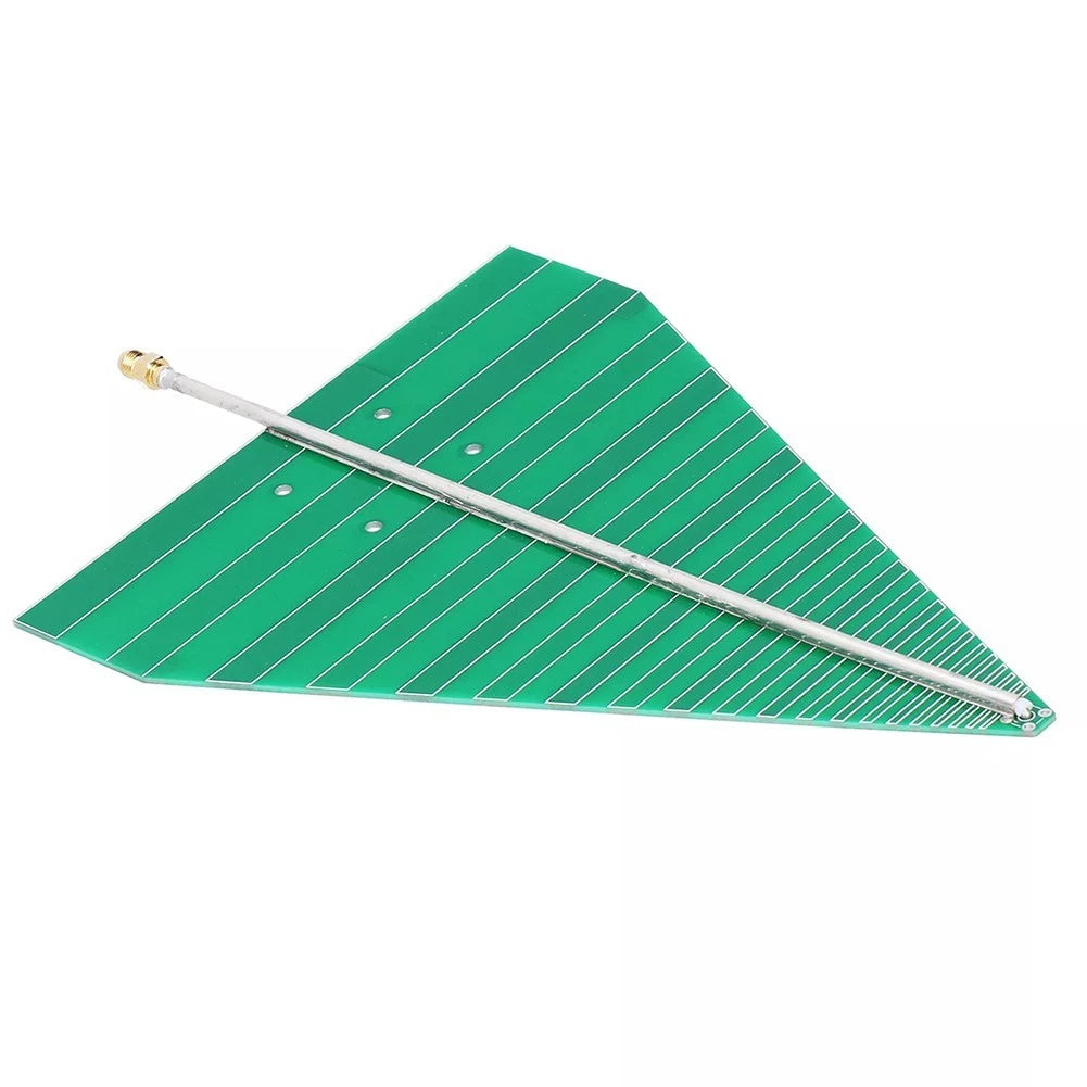 Sustainable Log Periodic PCB for UWB Use