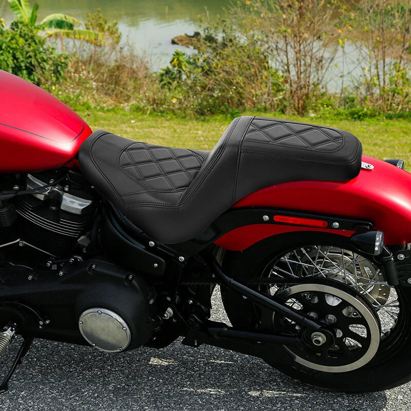 Black Driver & Passenger Seat for Harley Softail Street Bob FXBB (2018–2025)