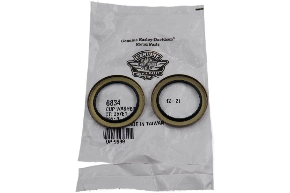 Set of 2 Swingarm Pivot Seals for Harley-Davidson VRSC V-Rod (2002–2004)