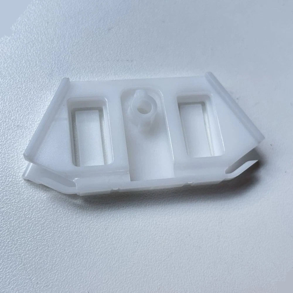 Front Door Window Glass Retainer for Buick Park Avenue (1997–2005) 25687641