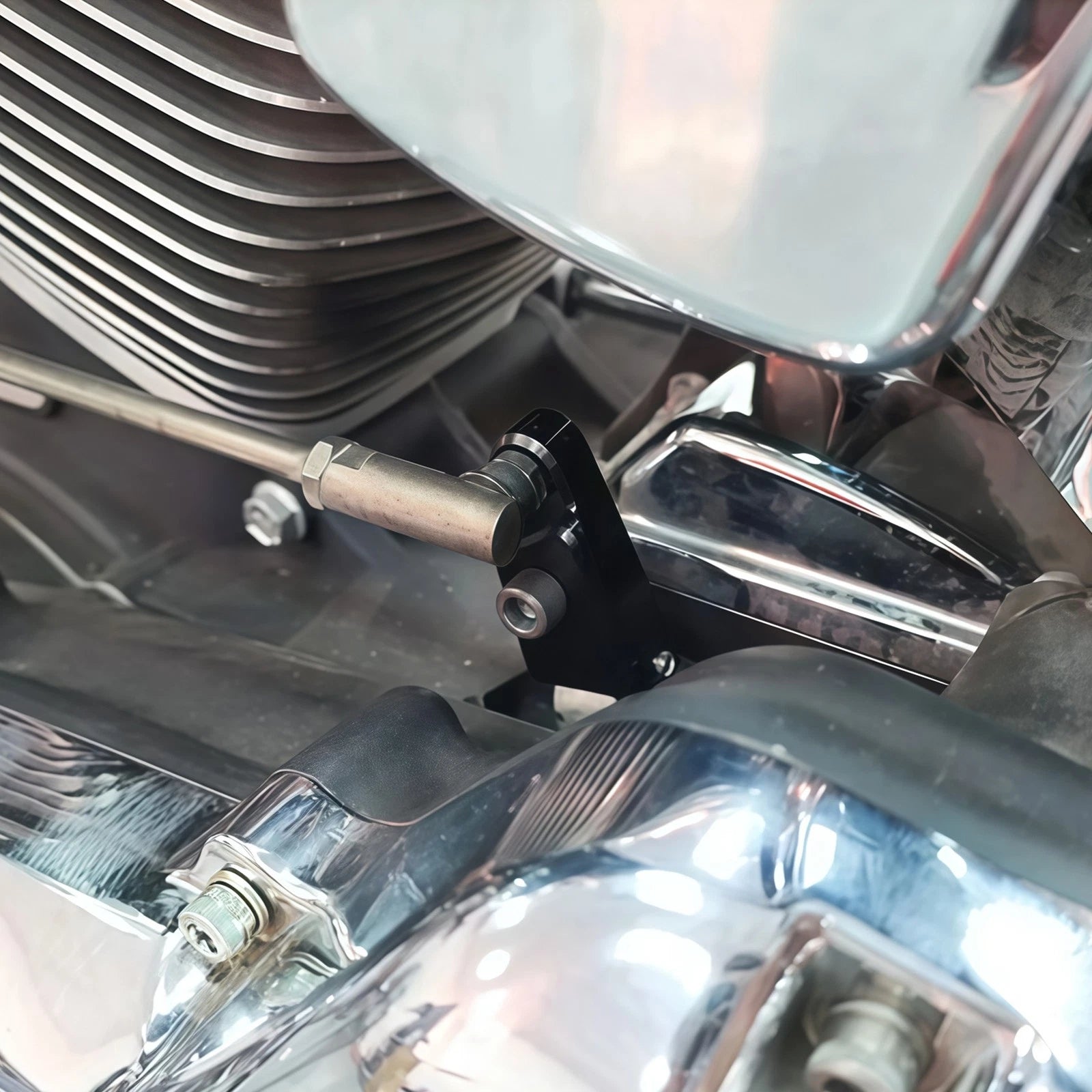 Ez Shift Neutral Gear Assist for Harley Touring Dyna Softail (2000–2017)
