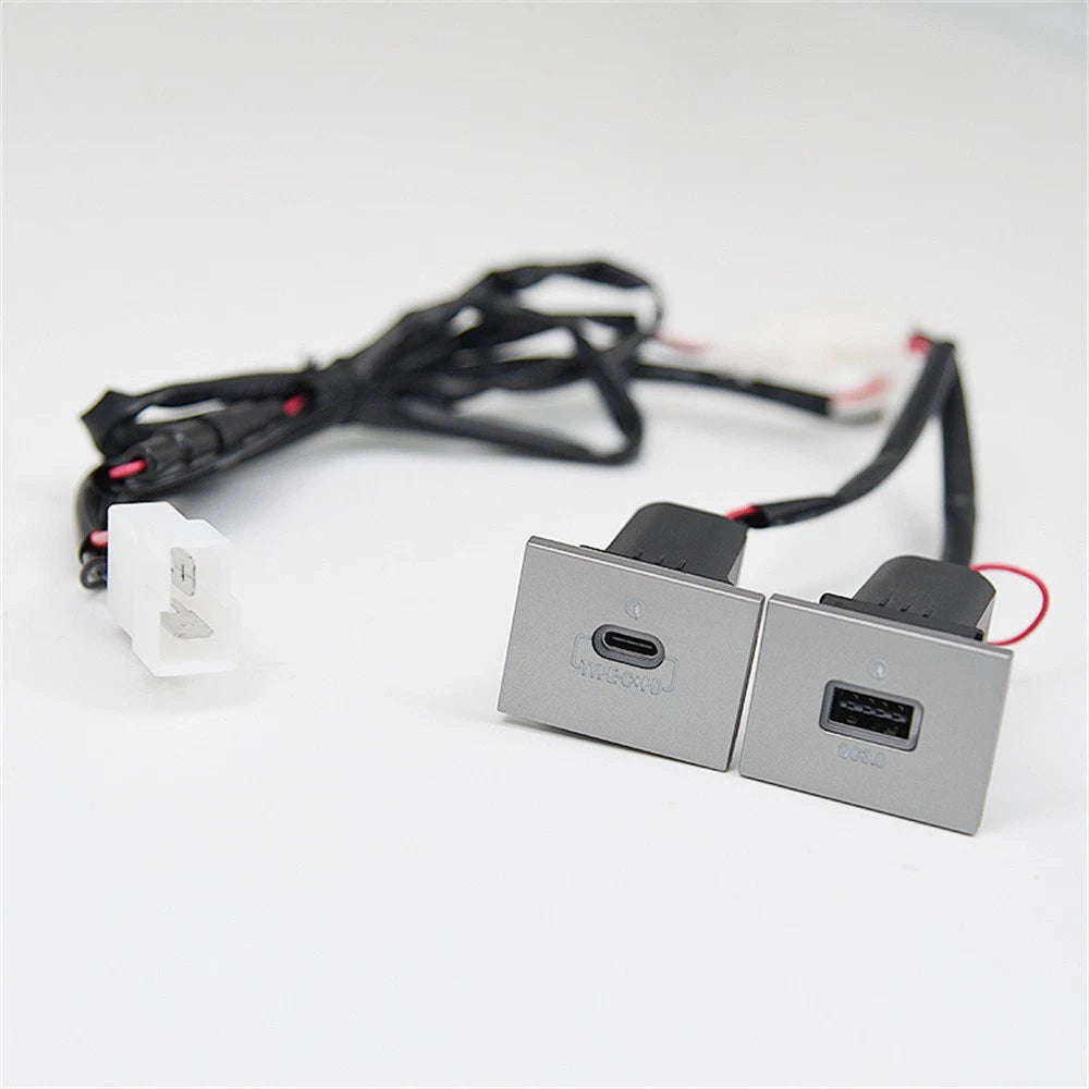 Dual Port USB-A QC3.0 & USB-C PD Fast Charger Socket for Ford Focus (2005–2009)