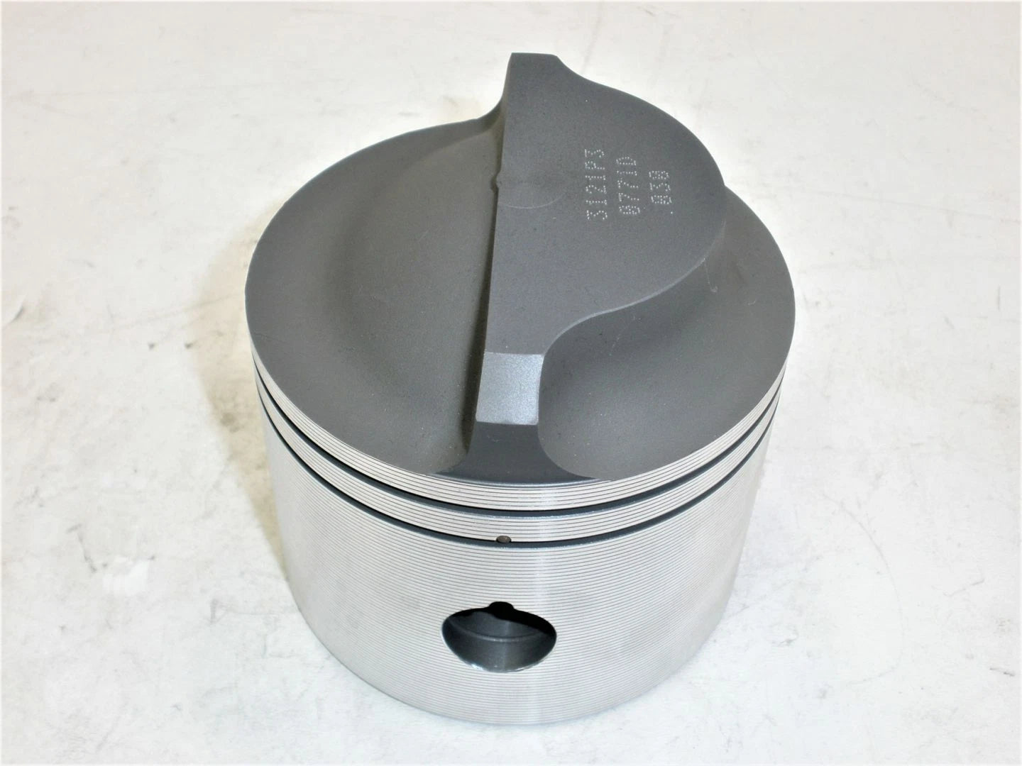 Wiseco 3121P3 Piston Kit for OMC V6 Crossflow