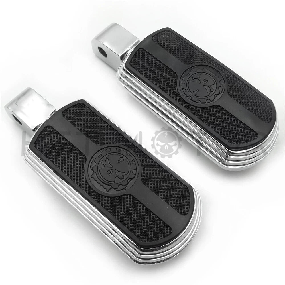 Chrome Skull Rubber Footpeg for Yamaha Raider VMAX (2008–2017)