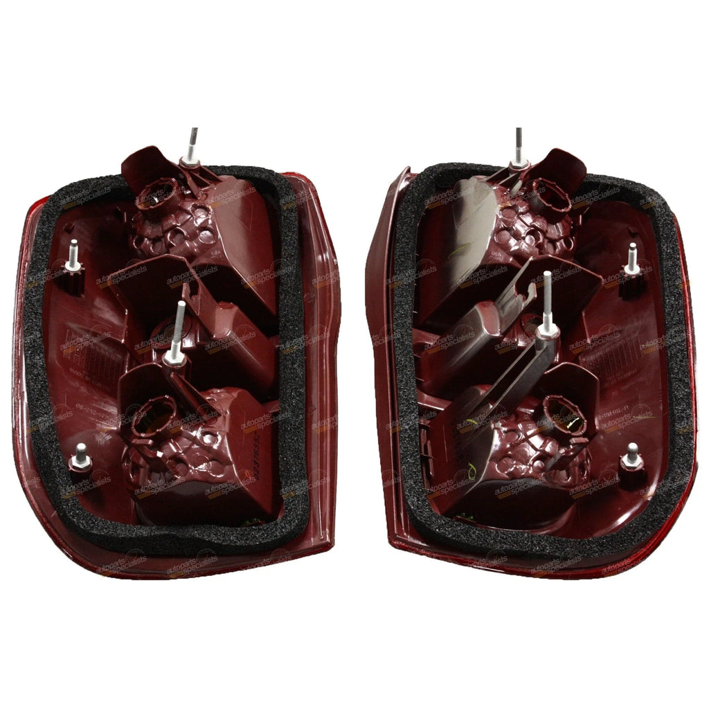 2X Replacement Tail Lights for Toyota RAV4 ACA20 (2003-Onward)