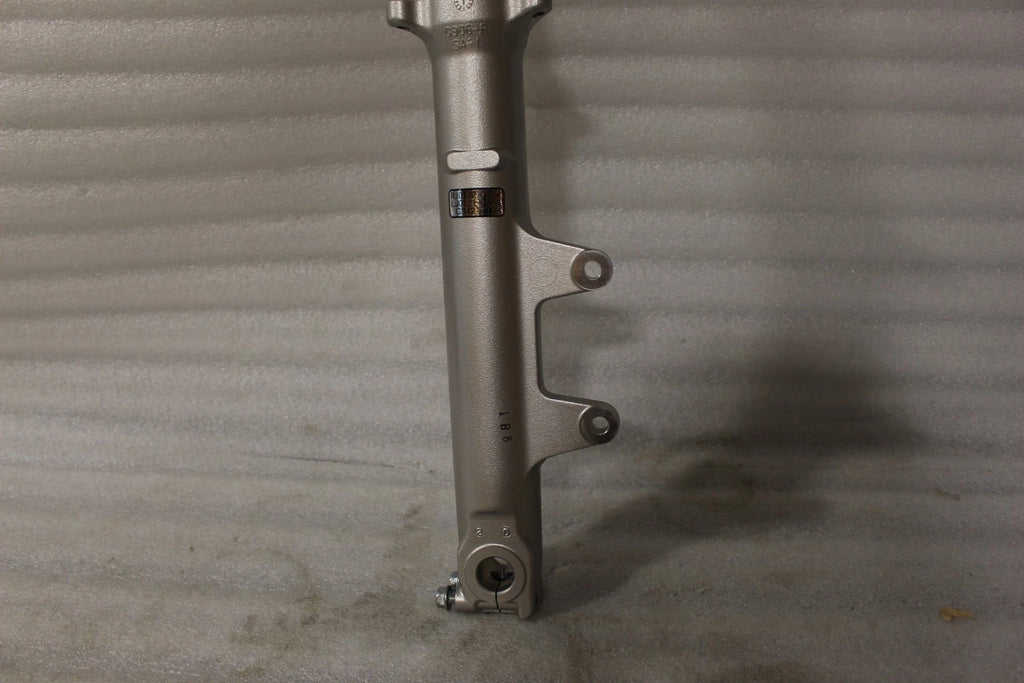 Left Fork Assembly Slider for Buell M2L (2000–2002) J0121.01A4