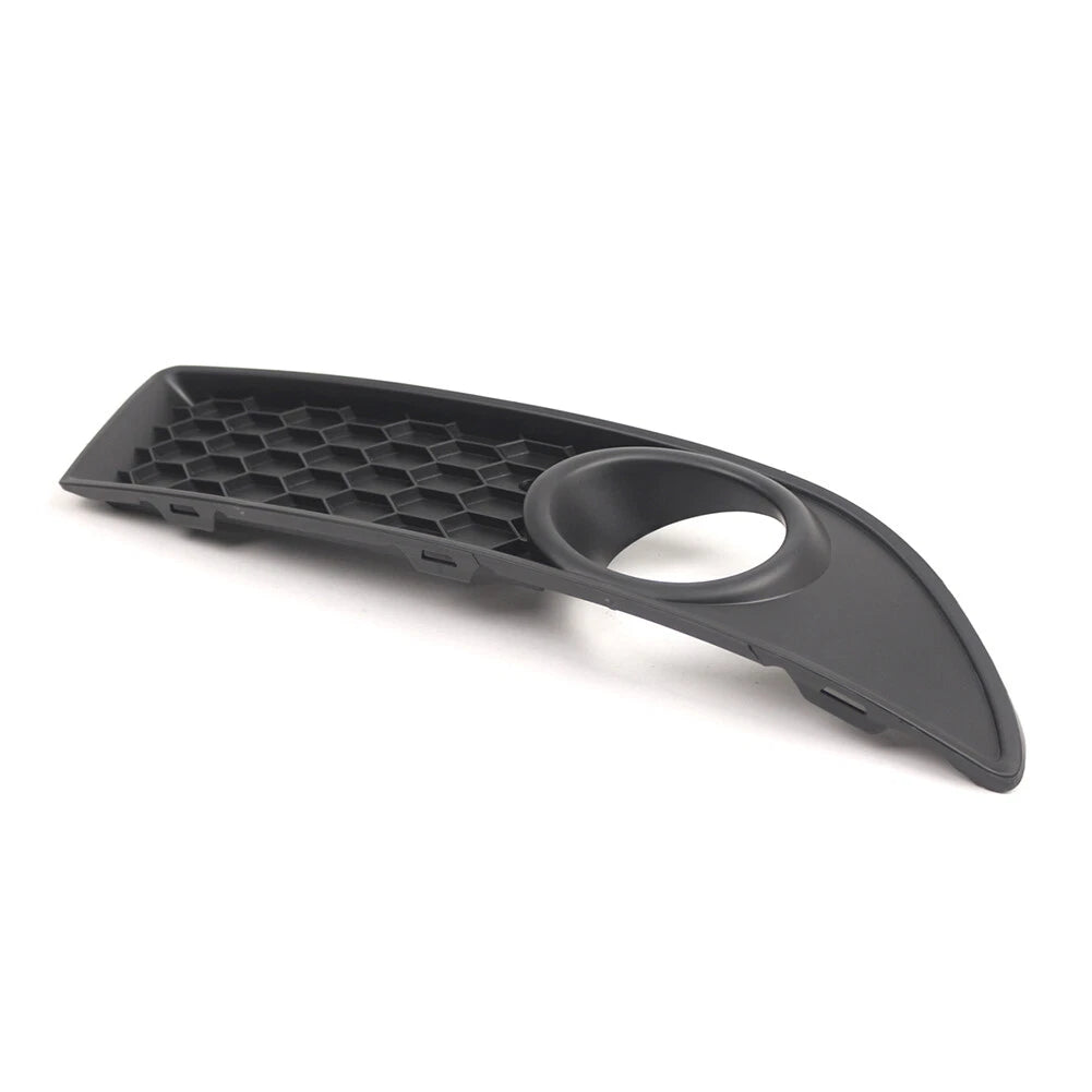 Front Lower Bumper Fog Light Grille Cover Right Side for VW Polo (2005–2009)