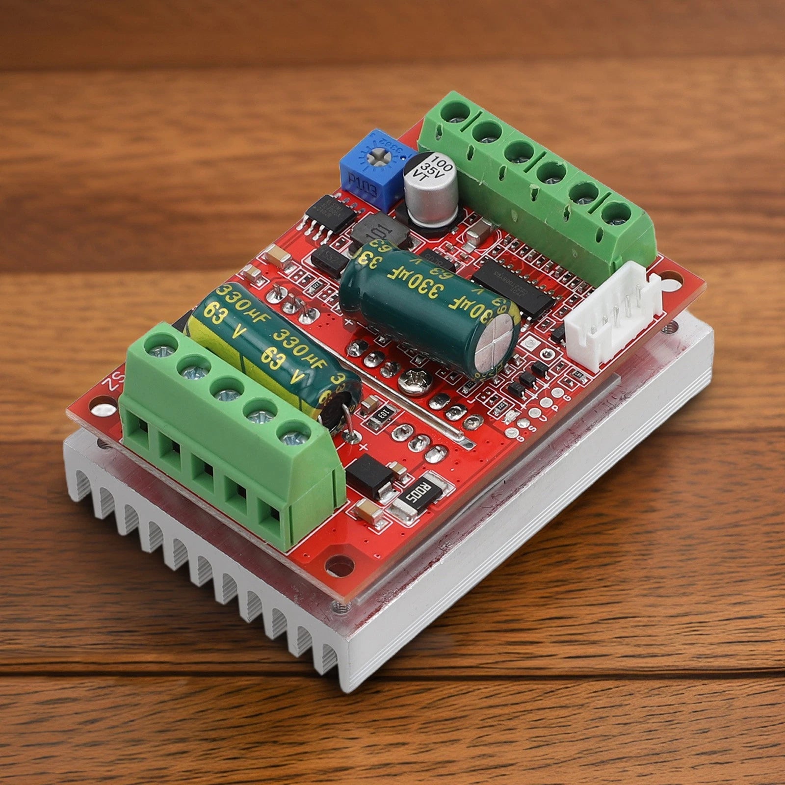 Motor Driver Controller for Brushless DC Motors (Hall, Overcurrent Protection)