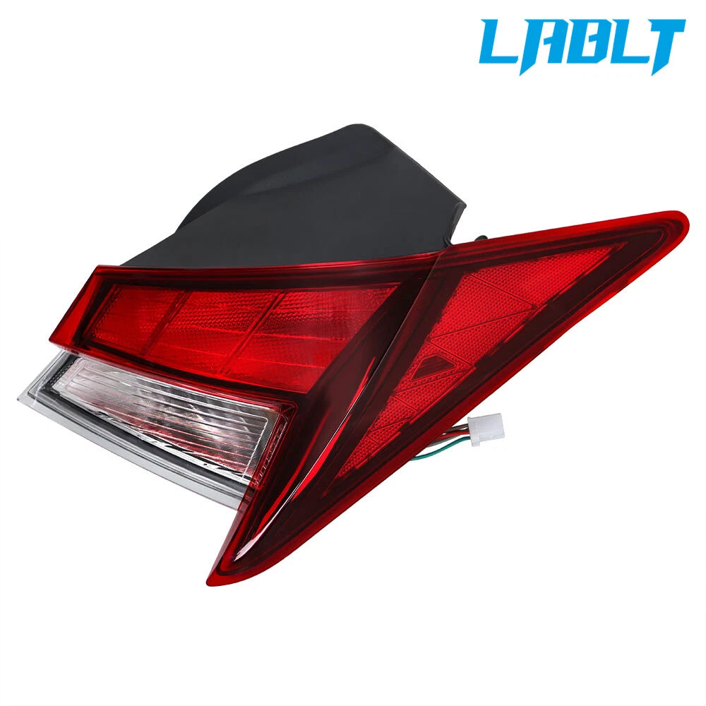 Passenger Side Outer Tail Light Lamp Halogen for Hyundai Elantra (2021–2023)