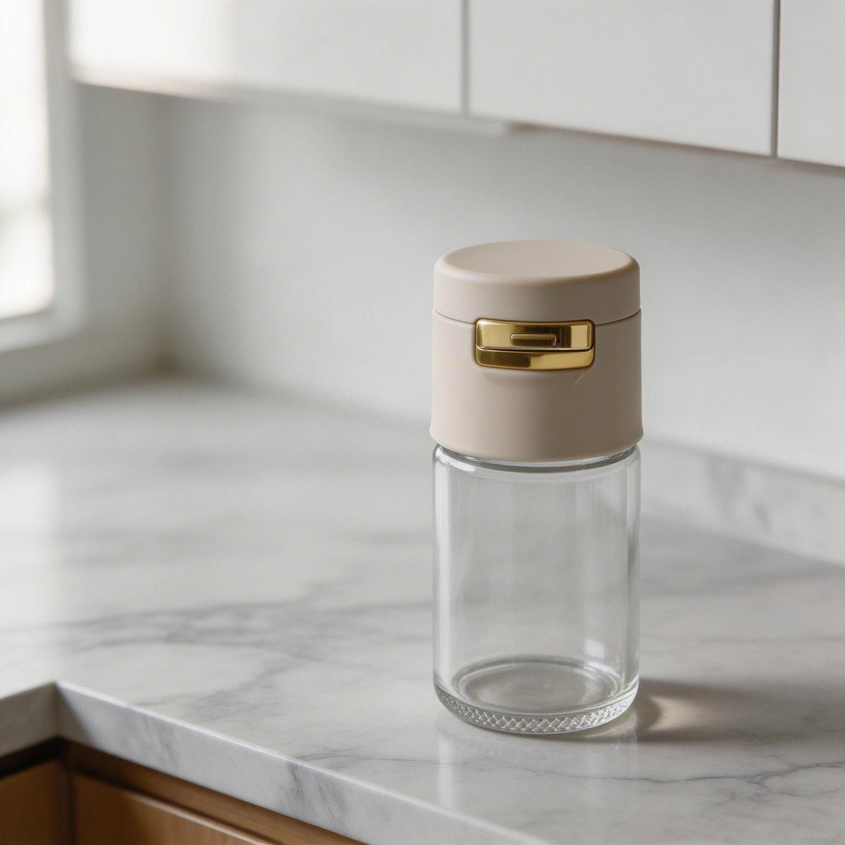 Compact Glass Sugar Dispenser with 0.5g Portion Control