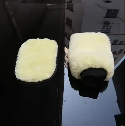 Car Wash Glove for Detailing Applications