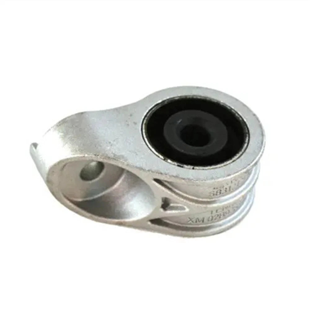 1Pc Exhaust Support Isolator Left Side New 68312121aa 68312121AA