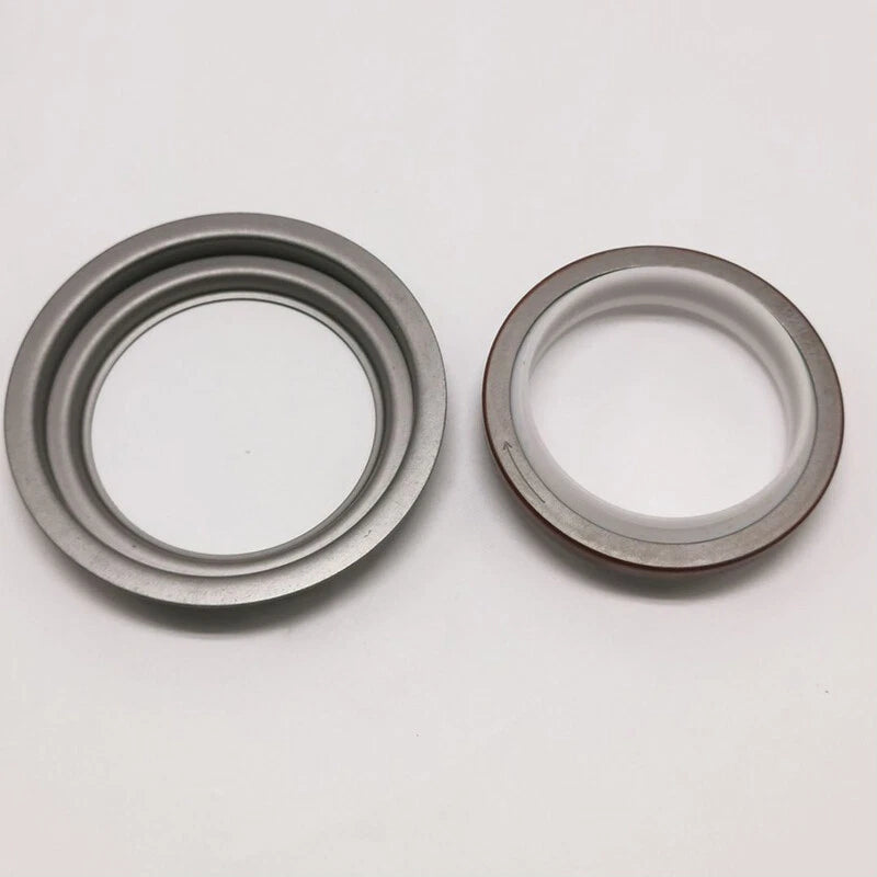 Front Crankshaft Carrier Oil Seal for Cummins C8.3 ISC ISL 4025270 (1998–2023)