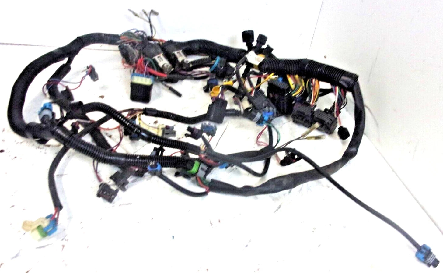 Engine Wiring Harness for Mercury DTS 3.0L (892974T01)