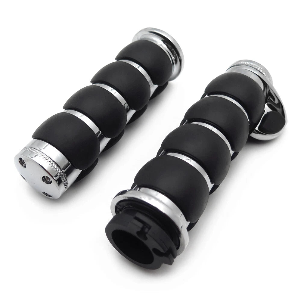 Billet Aluminum Hand Grip 25mm for Harley Softail Fat Boy (2000–2023)