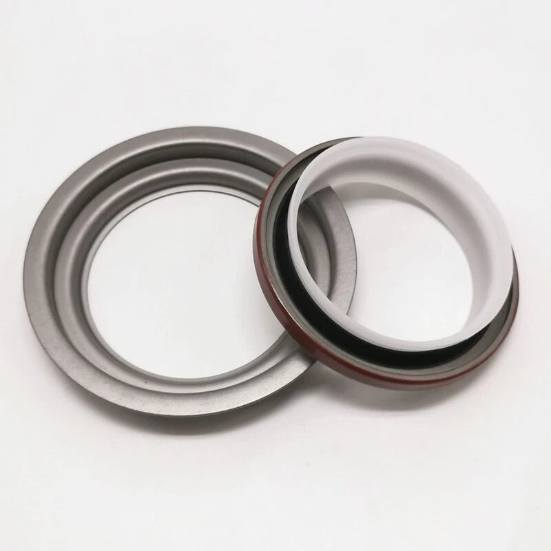 Front Crankshaft Carrier Oil Seal for Cummins C8.3 ISC ISL 4025270 (1998–2023)