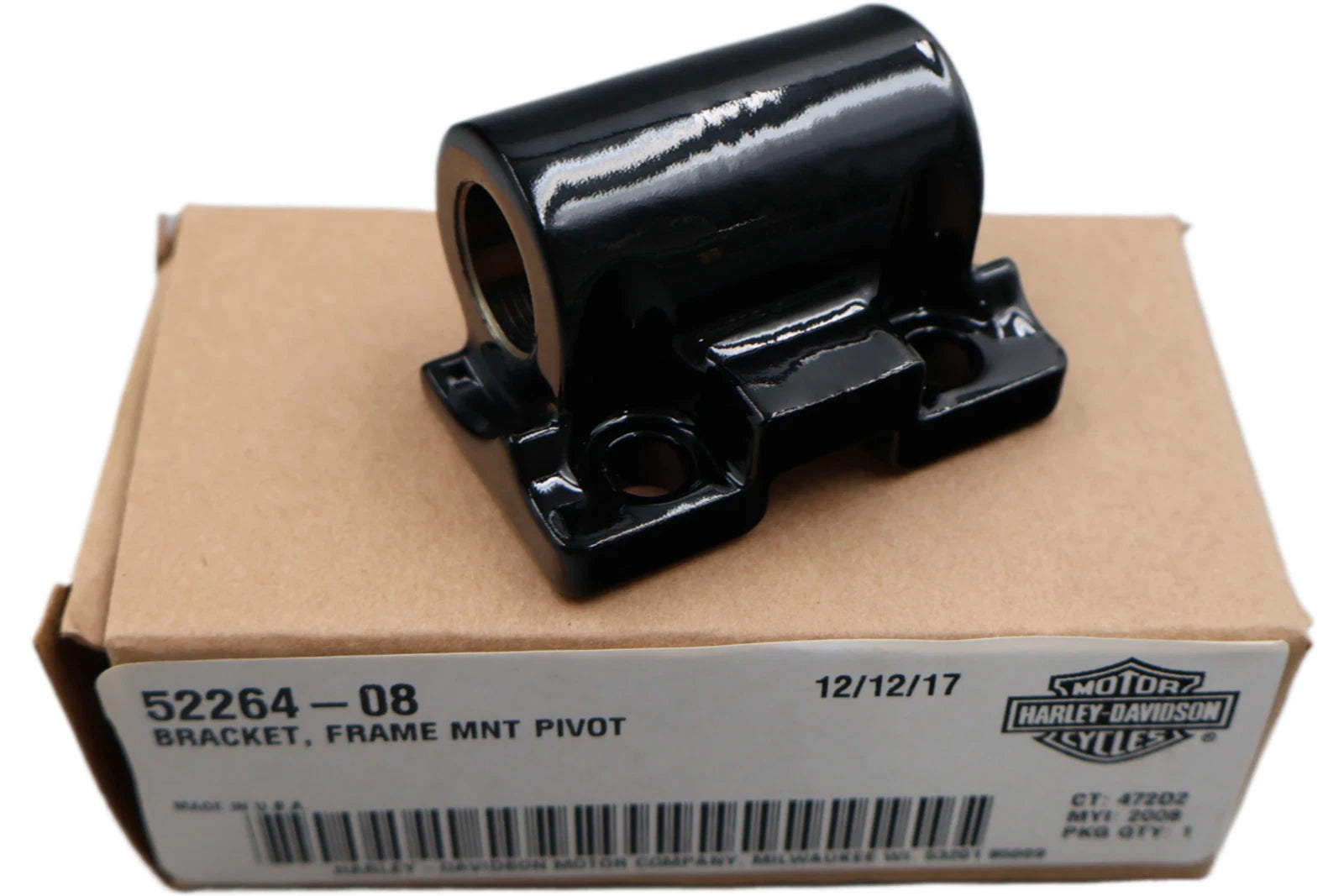 OEM Pivot Frame Mount Bracket for Harley-Davidson FLSTSB (2008–2011)