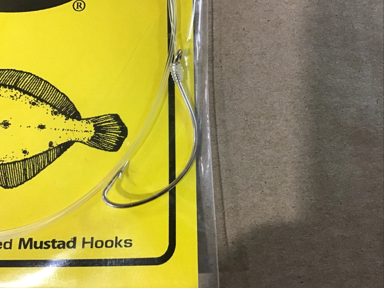 Fin Strike Fluke Rigs Wide Gap with Sinker Snap 554-1008-0148