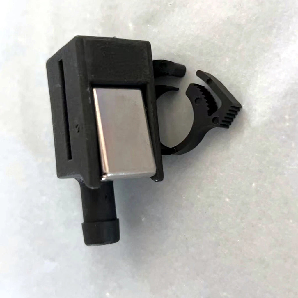 Engine End Fuel Line Connector for Mercury Mariner (22-13563Q3)