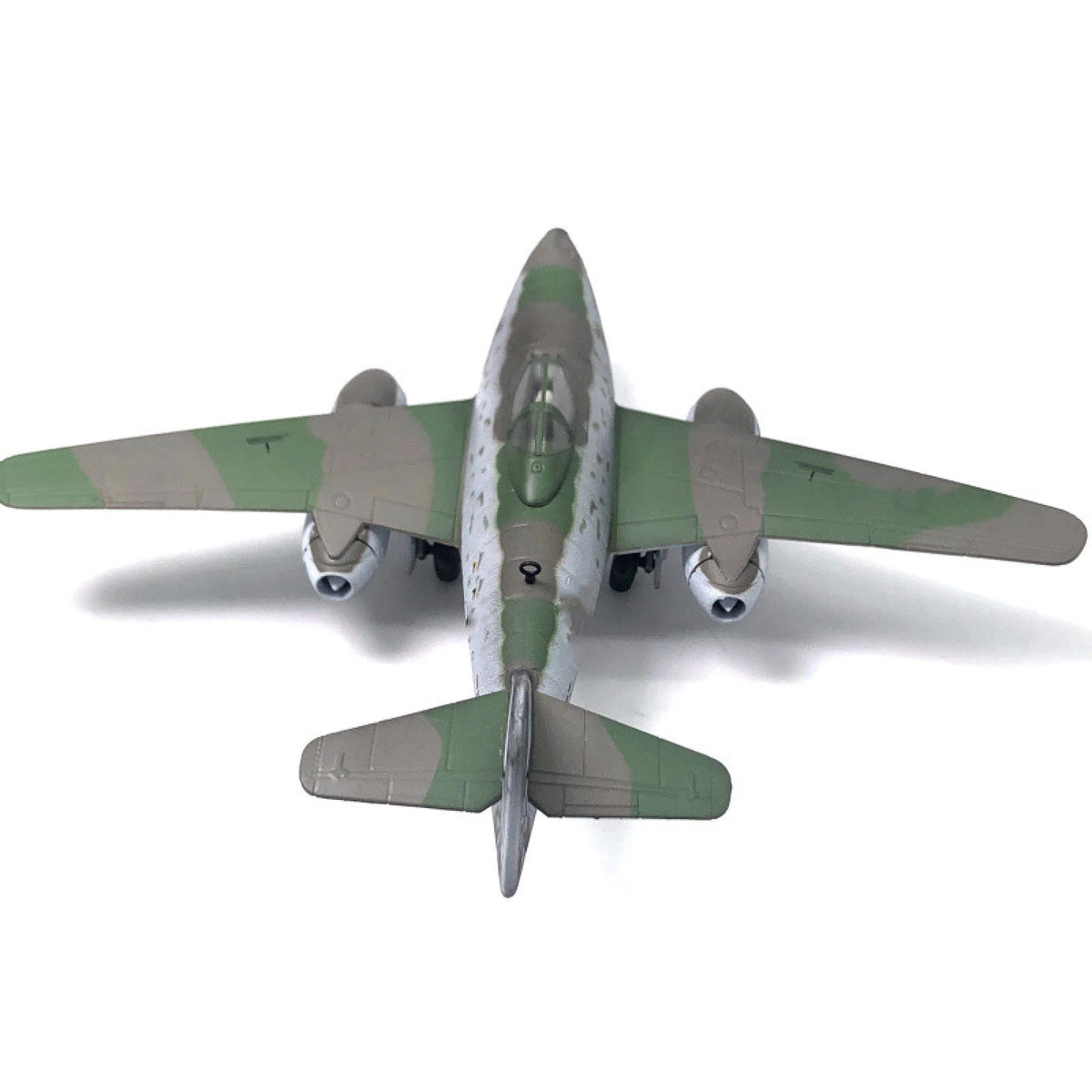 1/72 ME-262 Jet Fighter Model with Display Stand (WWII)
